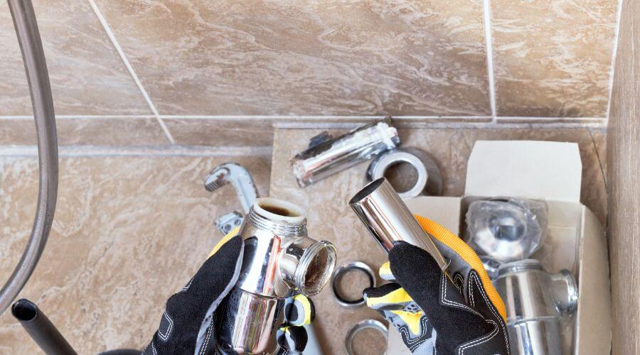 Expert Emergency Roof Repairs services in Covelo, CA